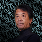 関谷　利博